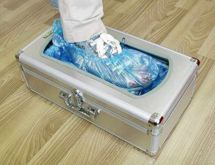 Fully automatic shoe cover machine home office disposable foot cover machine steel movement overshoe machine delivery shoe cover