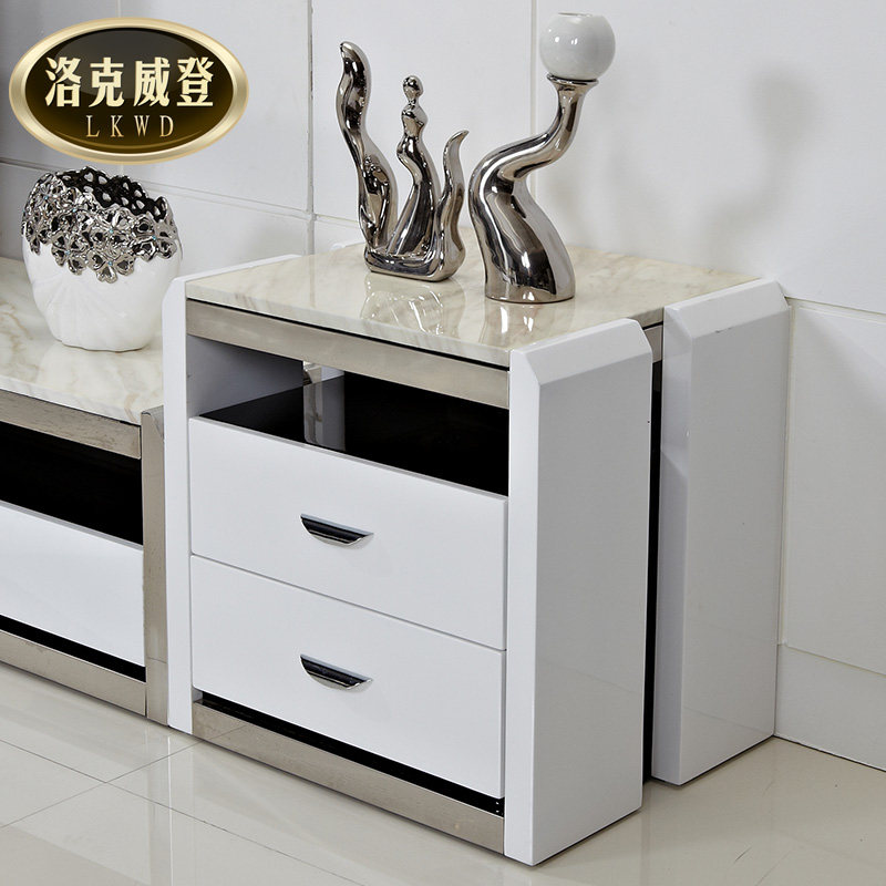 ������ǿ���ڰ�ɫ�������911