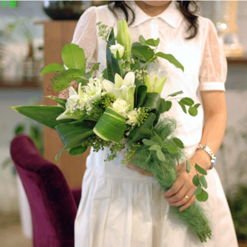 宜宾广安辉县香水百合花束宜宾同城鲜花速递商务同事领导客户礼物
