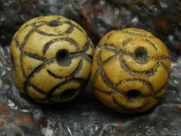 Tibet old Mao Bull bone with carved bead abacus beads DIY Buddha Everest beads Men and women ethnic wind multiple treasure trove of accessories