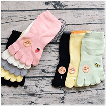 Four seasons export Japan five-finger socks Womens cotton low-top short tube boat socks Cotton sports embroidery cute split toe socks