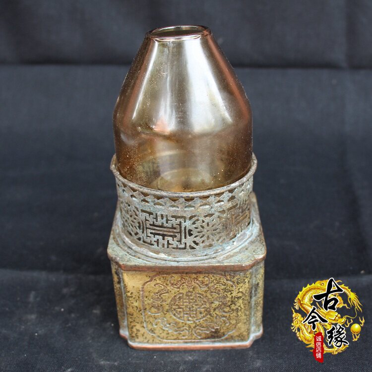 New antique bronze Pure copper antique old goods hollow old oil lamp Home retro craft decoration collection ornaments