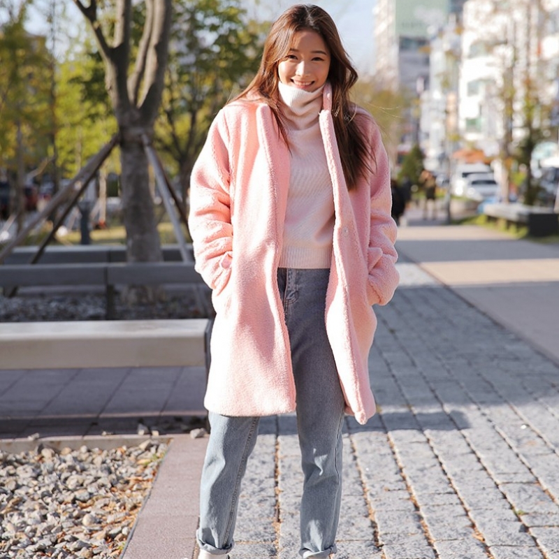 韩国stylenanda官方正品 可爱纯色毛绒绒翻盖口袋大衣-粉色