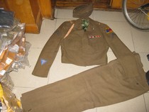 Vintage WWII 2nd Armored Division Ike suit 38R 7 new some small holes short style worthy of collection