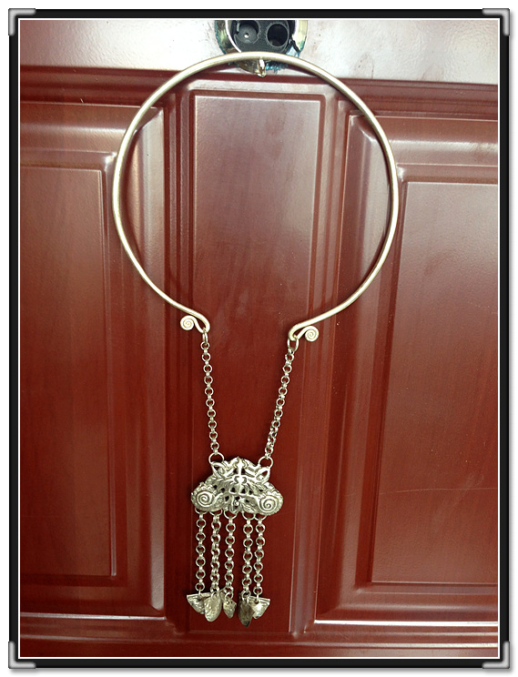 Guizhou Miao silver jewelry, Miao silver wreath collar, special promotion, old silver craftsman pure hand processing, national style