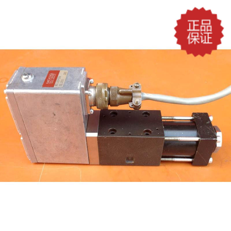 Moog Moog J633-204A direct-drive servo valve positive and negative 0-10V control