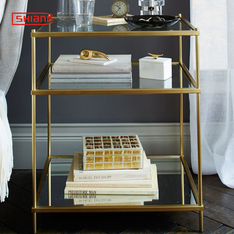 ���м��ɫ����ֱ߼�B42