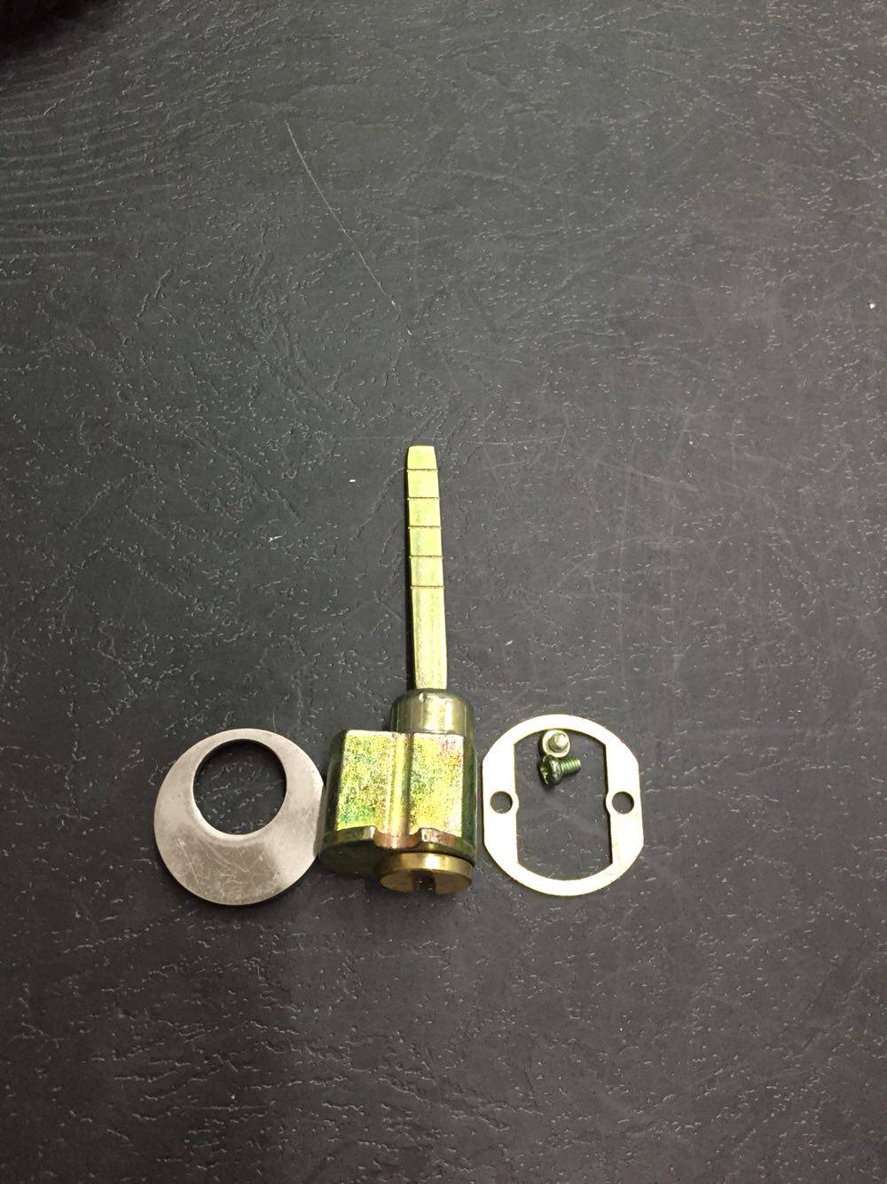 Interior door wooden door bedroom door old single tongue lock cylinder key four-corner round head ekf klc the same style can change the lock cylinder