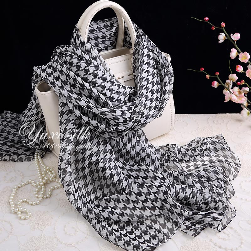 Echarpe pour Femme en De la soie - Ref 3159825 Image 1