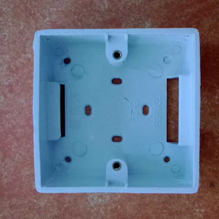 Special price 86 Type of clear fit bottom box pvc clear wire box wiring case 86 Type of switch socket Universal bottom case