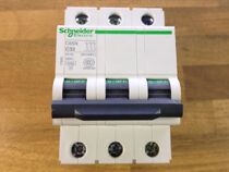 Schneider Schneider C65N32 circuit breaker 3P 32A air switch 17905 original