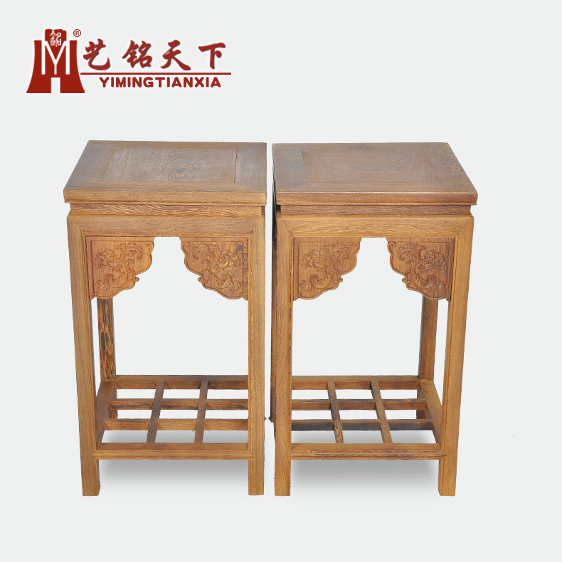 ��������ʵľС����J-082