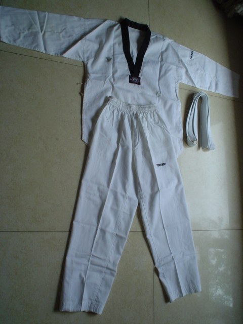 Taekwondo clothing A set of 90% new home idle items only wear a few times XXL
