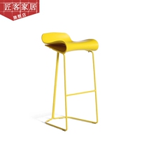 High-end creative modern tall bar chair simple household iron bar stool bar cafe front desk bar chair