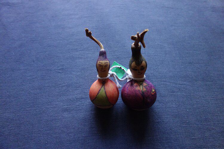 Gourd Undet size purple High 9cm Low circumference 15cm shallow red height 8cm Low circumference 13 hm-1064