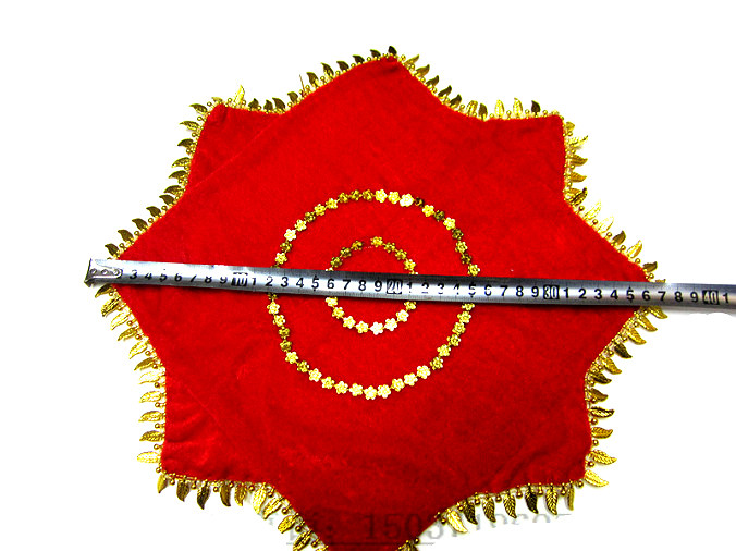 Special price thickened gold velvet dance handkerchief with a hand parquet of a handkerchief and a handkerchief with a handkerchief handkerchief.