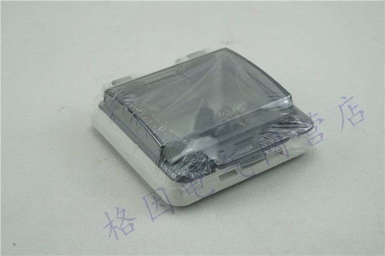 4-loop 4P transparent protection window cover PC material observation frame breaker waterproof and anti-dust protection IP67 