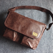 New mens bag large capacity shoulder bag trend shoulder bag outdoor leisure double pocket English leather backpack tide bag
