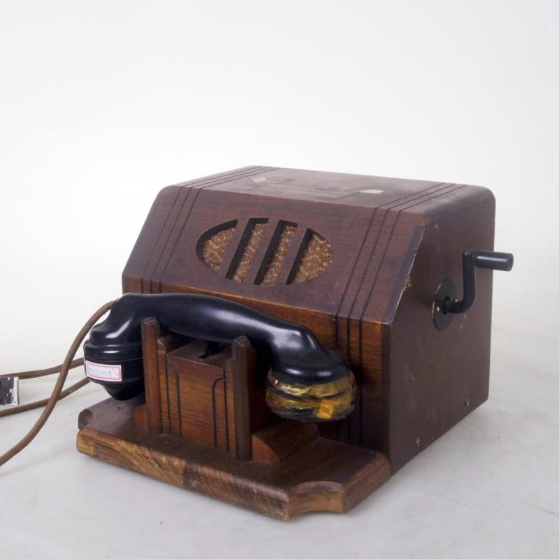 Western Antiquity Deco Wooden Hand-powered Desktop Telephone Collection 8 items with flaws