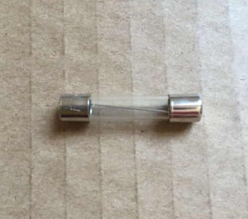 Jinan Suzuki locomotive accessories Suzuki all series model 10A fuse insurance tube