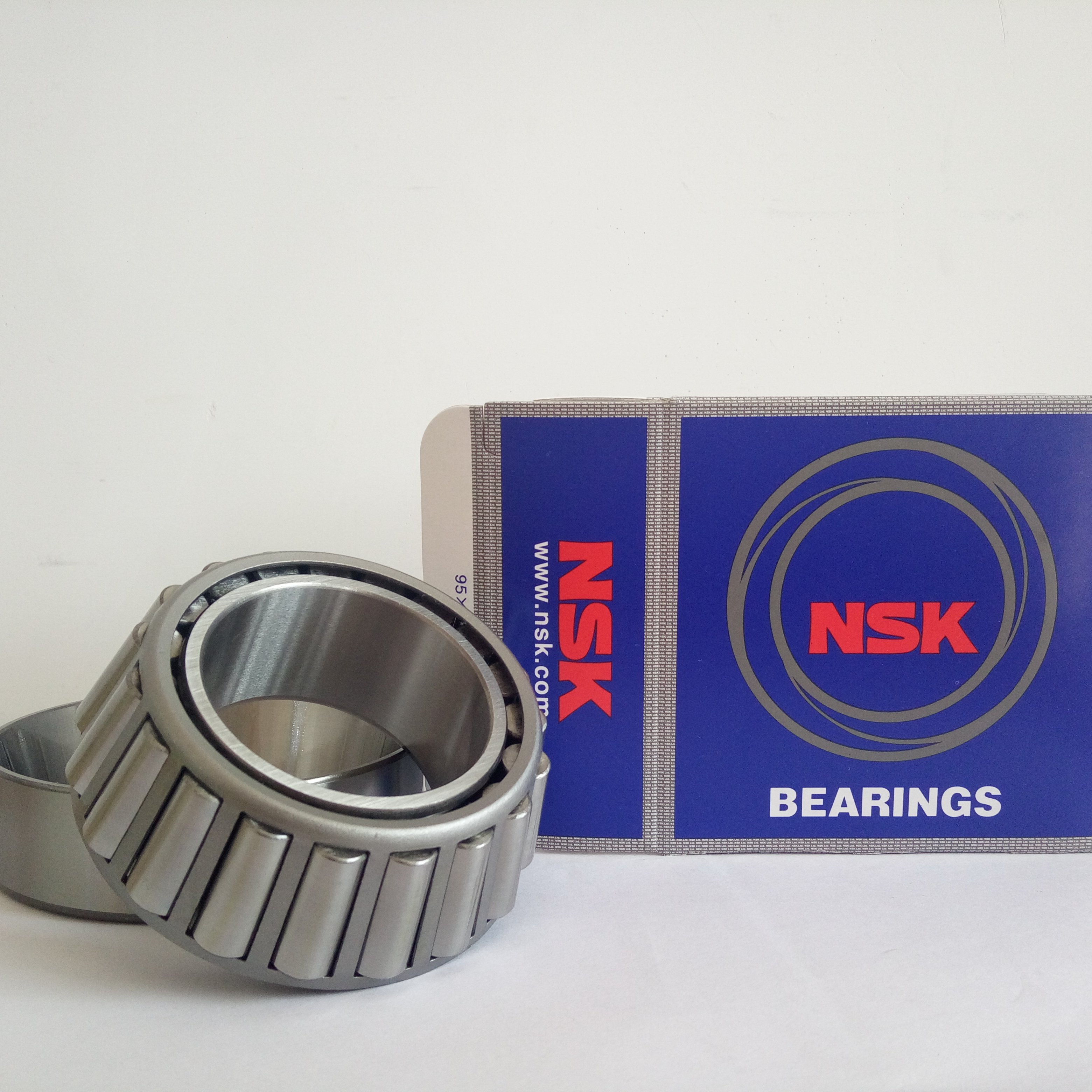 Japan's original imported bearings HR33122J HR33124J high temperature resistant 500 degrees