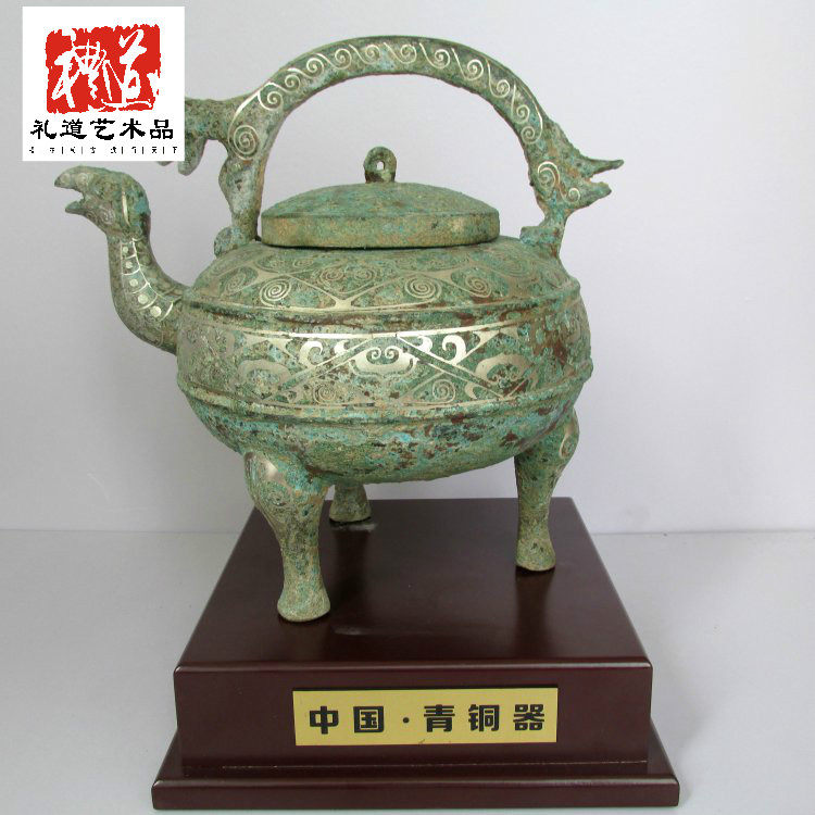 Custom imitation antique bronzer handicraft pendulum decorated with wine-ware home ancient play antiques collection Wrong silver pure bronze bird