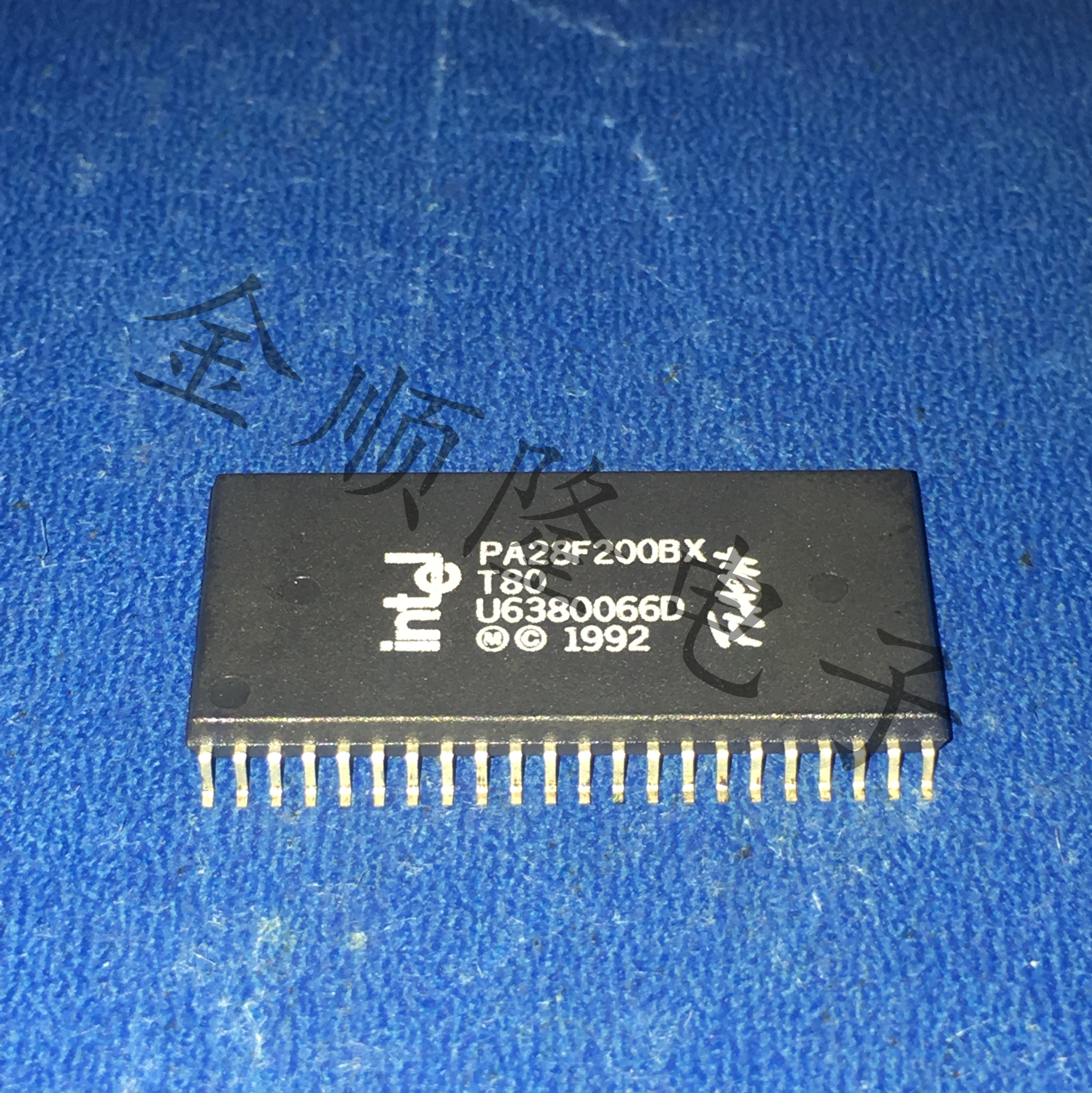 PA28F200BXT80 2-MBIT(128K x16 256K x8) SOP SMD Flash Memory