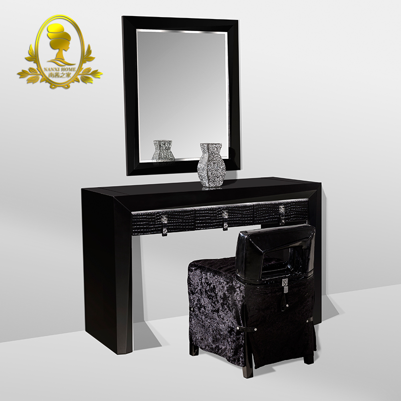 ����֮�Һ��ִ���ױ̨D002-1