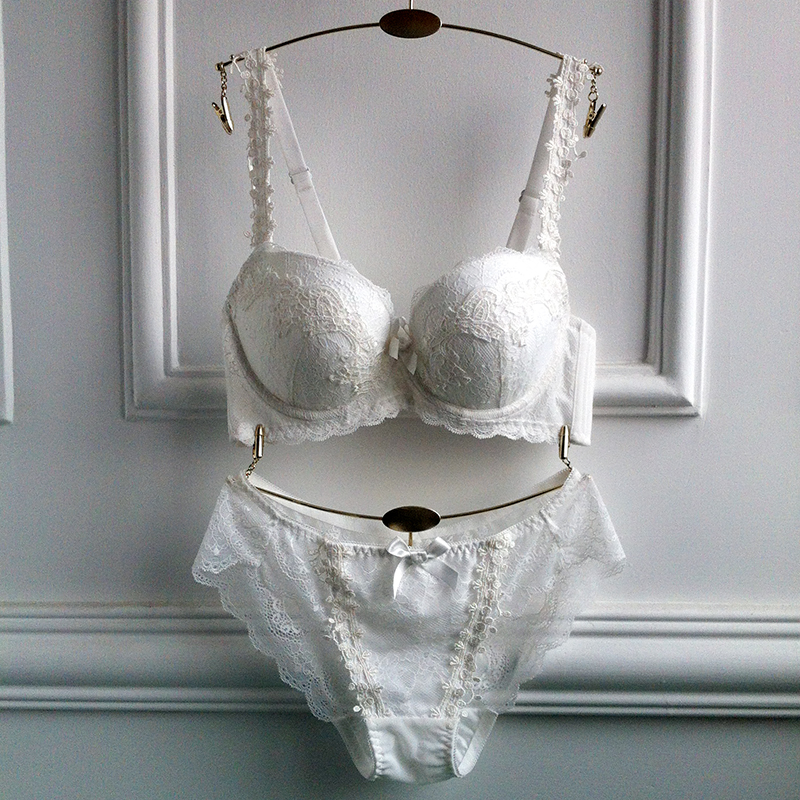 Sexy Lace Embroidery Deep V Thin Undergarments White Poly-Adjusted Bra Low Waist Briefs Female Lingerie Suit
