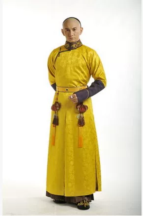 Товары от 衣加衣租服装