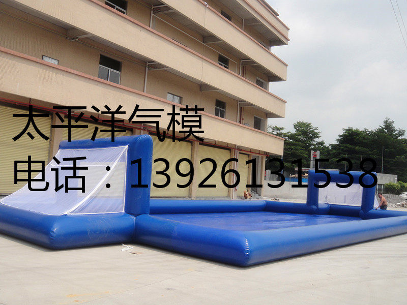 Manufacturer Direct sales water football pitch inflatable swimming pool combined water football pitch