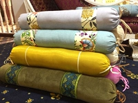 Lingling thẩm mỹ viện chân dài với gối sức khỏe massage bảo vệ cổ gối kẹo tròn chân gối bởi gối chân - Gối gối văn phòng