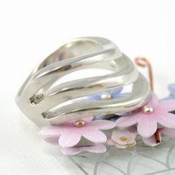 《伊饰童话》薇漾悸动＊镂空纯银戒台湾官网直邮进口