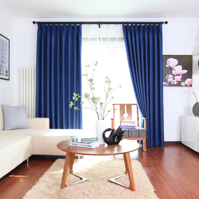 ��һ��ѩ�����ɫ�ڹⴰ��CL04