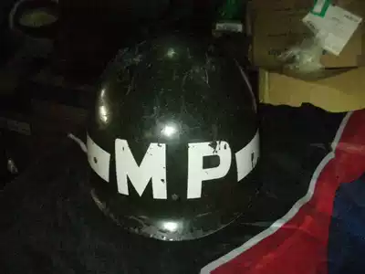 Mold fruit in the Vietnam War ARMY MP inner helmet has a small injury L 6 new mind Mo shoot collection