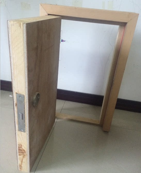 Wooden fire door fire pipe well door access door clip loose heat insulation fire door with certificate size can be customized