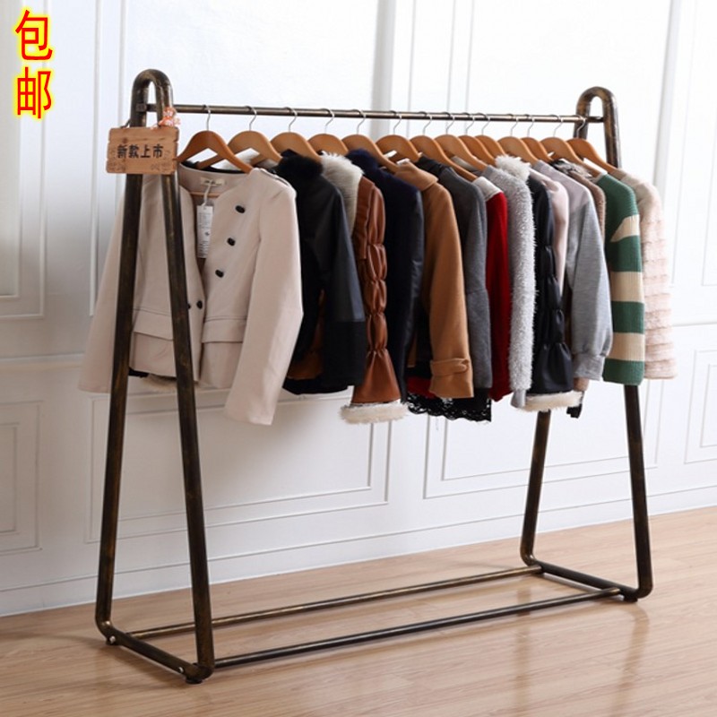 Retro wrought iron clothing rack Floor-standing horizontal bar display rack display rack Women's hanger rack clothing store display rack