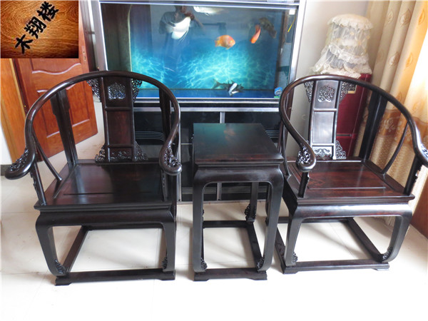 The Purple Light Sandalwood Palace Chair