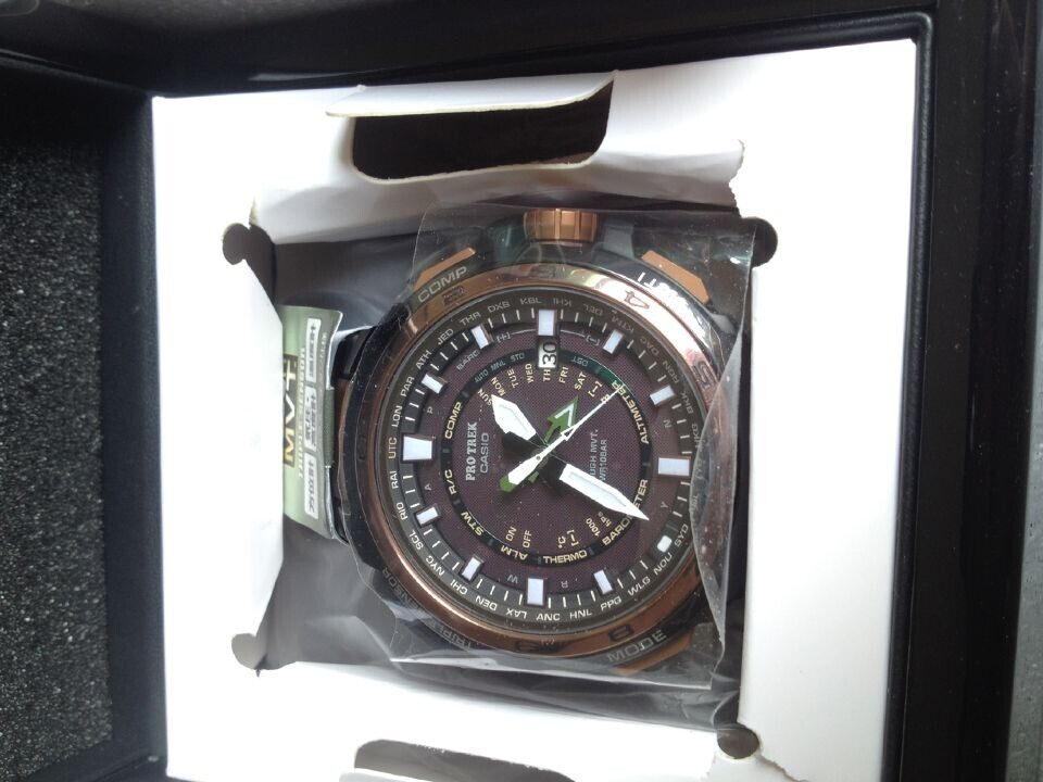 CASIOCASIO AIRWAVE LIGHT DYNAMIC PRX-7000GF-1JR 7001GF-1DR