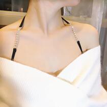 Achetez 2 nouveaux sous-vêtements avec une perceuse à leau col suspendu bandoulière épaule Shoulder Dress Bra avec une épaule droite transparente invisible