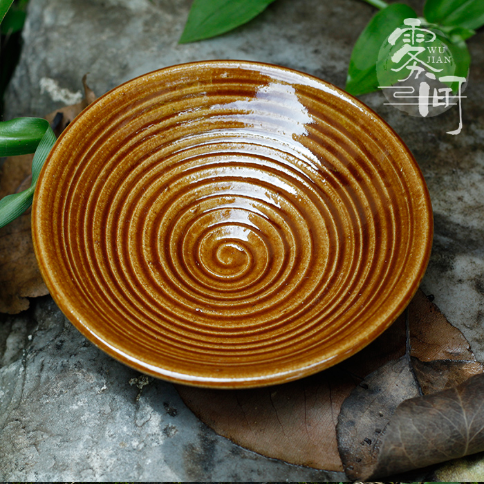 Yunnan new Dali Bai handmade clay pottery dishes Threaded rustic glazed kimchi dipped in water dishes the farmhouse is simple