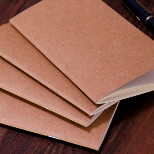 Convenience to stick to this cow leather notepad can carry this sub-draft book This bookkeeping sketch sketch sketches