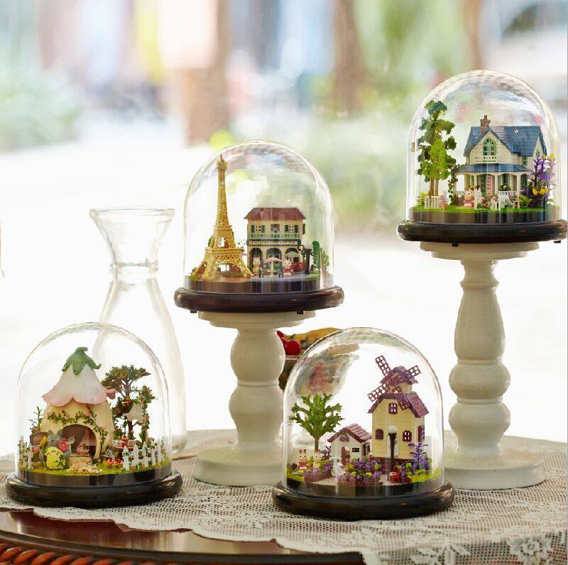 Fun House Diy Lodge together Tour of the world Transparent Hood Villa Model Music Box Send Girlfriend Birthday Present