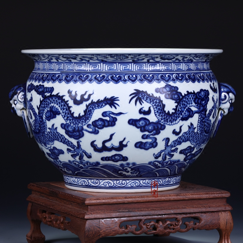 Jingdezhen ceramic antique blue and white porcelain vase modern Chinese hand - made dragon lion ear cylinder household adornment furnishing articles