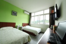 The Anathet Hotel (Wenzhou Guo Creek) has a sharp and luxurious double bed room