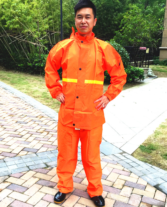 Double two-piece type raincoat suit sanitation highway worker raincoat outdoor work Fashion raincoat Lions