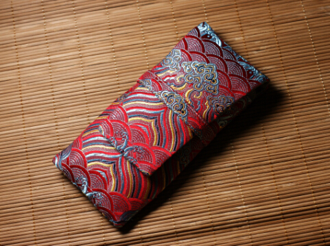 Yilong hand - made pen bag pen - bag pen - curtain Purple gas east three pen bag made by Yilong hand