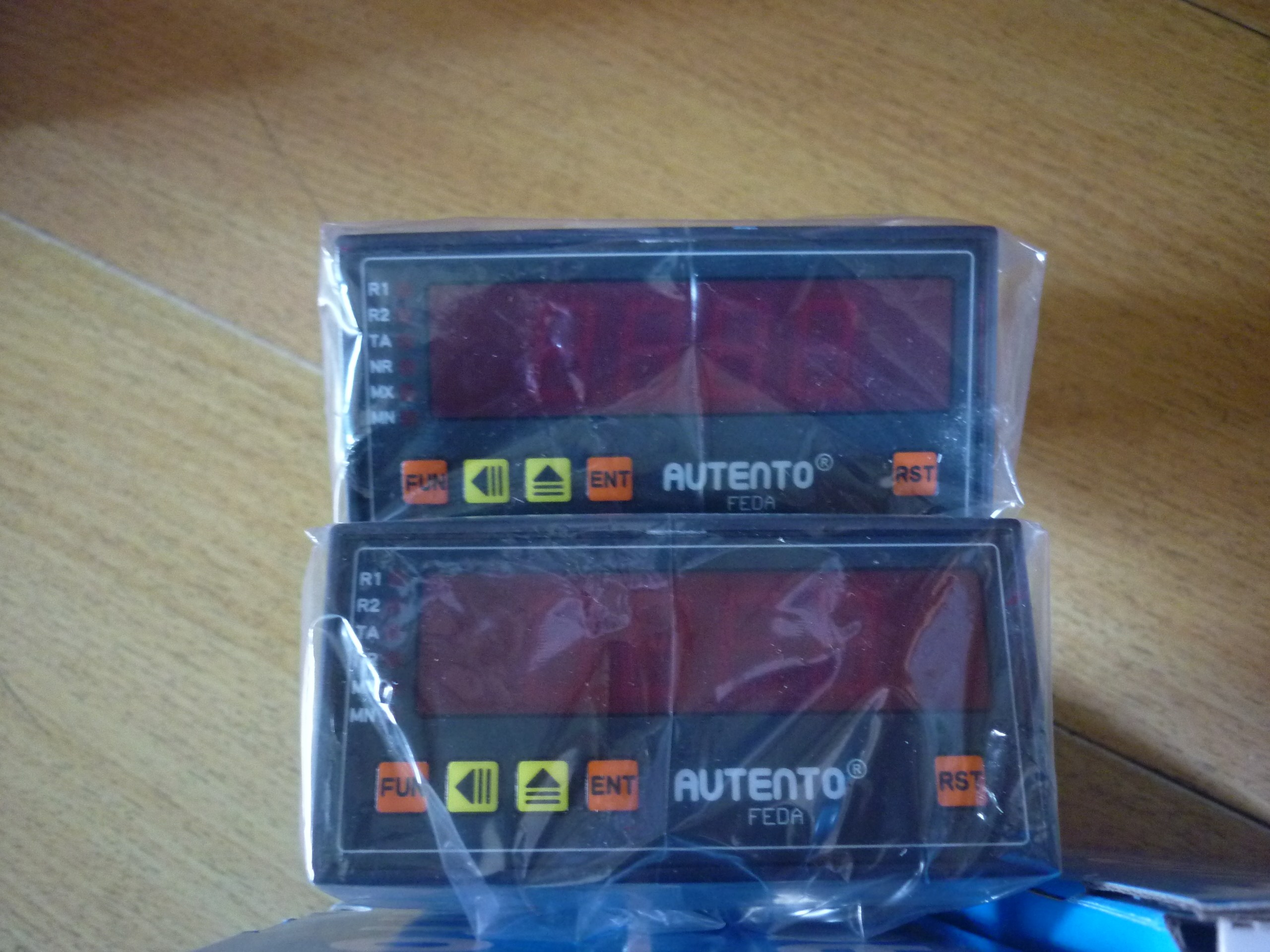 AUTENTO scale table AFM4PA-0200, brand new