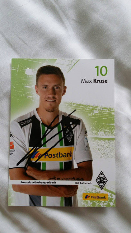Official autograph card of Brememen Hingladbach, Wolfsburg, Cruze, Germany