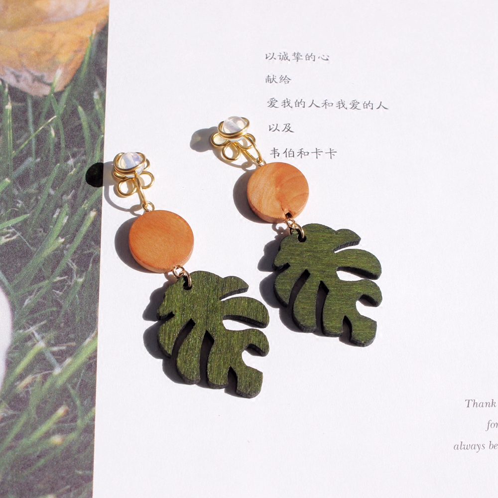 No ear holes painless silicone mosquito coil plate ear clip long version of wood wafer leaf green vintage invisible earring earrings